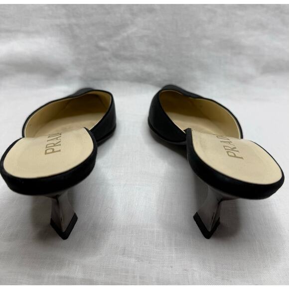 Vintage Prada Satin Kitten Heel Mule with Structural Heel
Size 38.5 - Picture 5 of 7